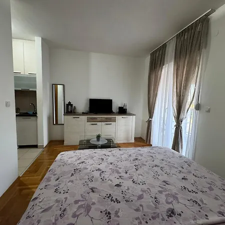 Samanta 2 Apartamento *